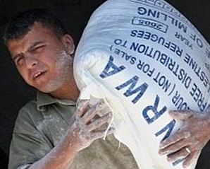 [porteur_unrwa.jpg]