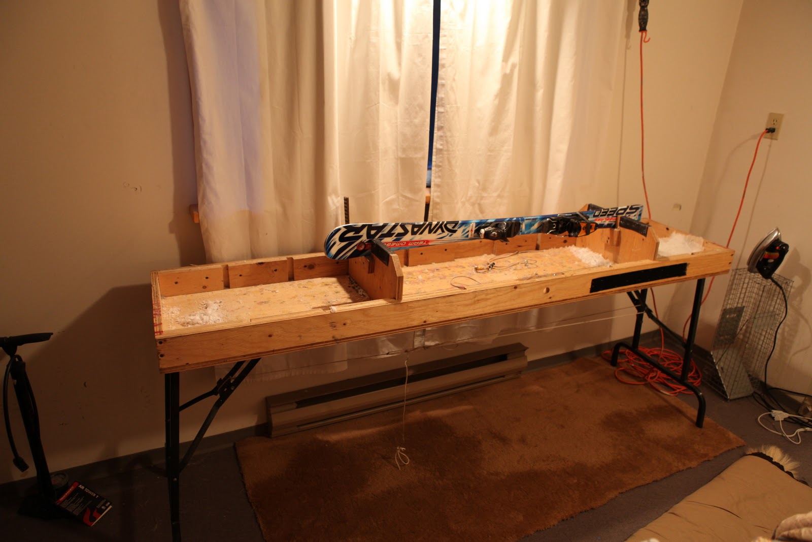 CB DIY ski tuning bench and vises 1 Vises, Skiing, Bike room