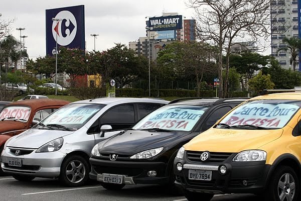 [racismo+carreefour.bmp]