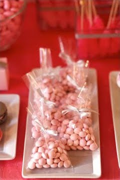 [Amy-Atlas-Valentine-14]