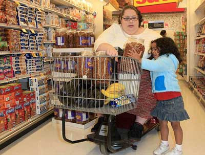 world#39;s fattest mother, fattest woman in world. world#39;s fattest mother,