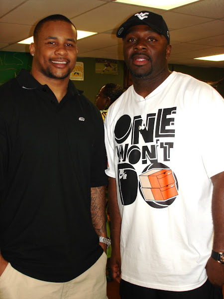 Mr. Derrick Ward #28 Bucs & Kay Jay Harris #36 NY Giants