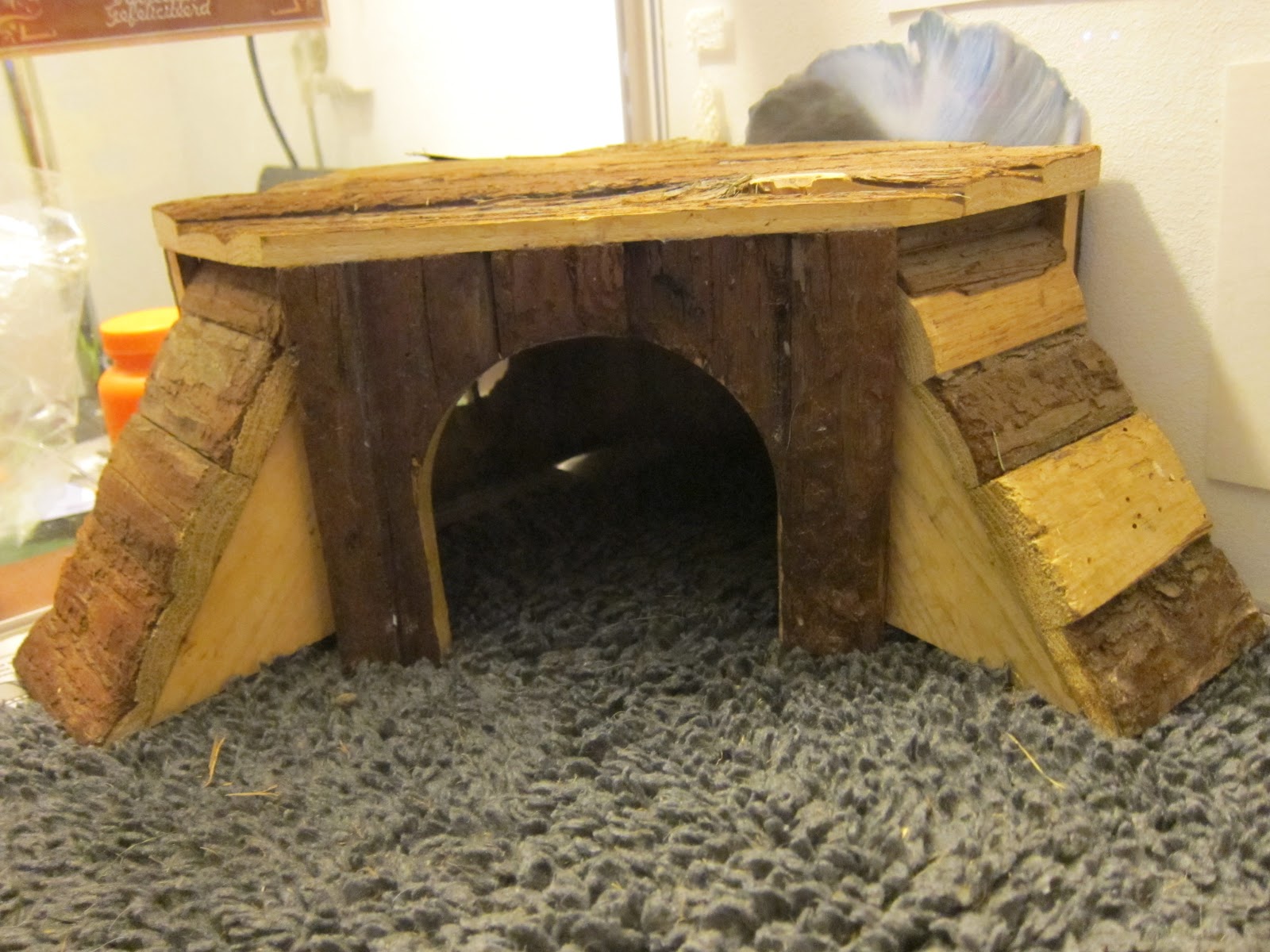 Undercover Guinea Pigs DIY cages