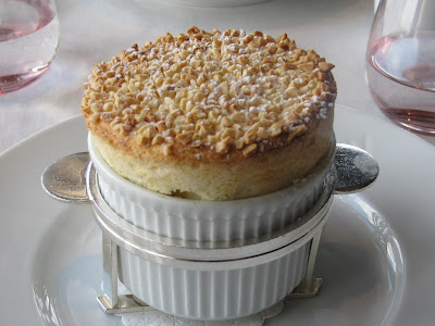 Rainy Eiffel Tower Pictures on There S No Crying In Pastry Mega Dessert