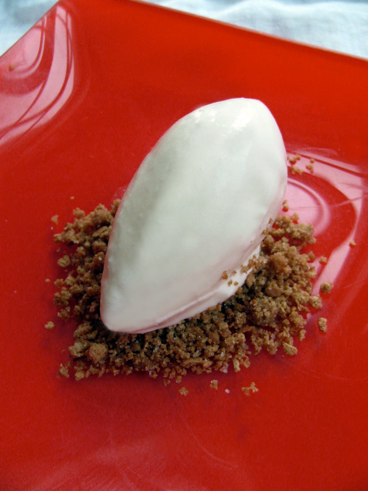 quenelle shape