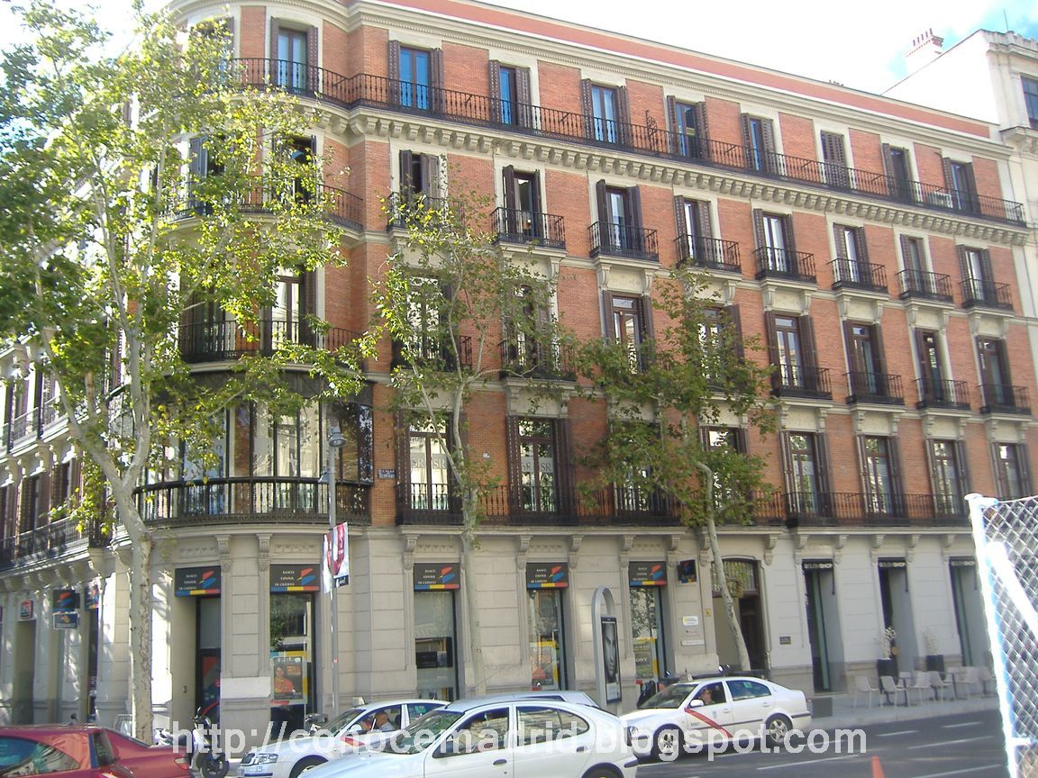 Conocer Madrid: Calle Serrano