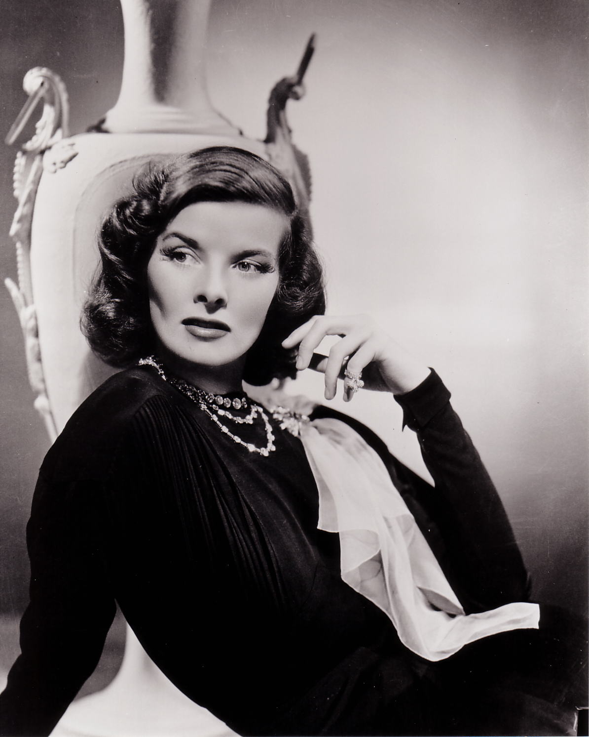 [Katharine+Hepburn+23.jpg]