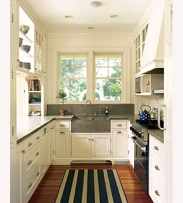 Small Galley Kitchen Design on Here S A Small Galley Style Kitchen That Looks Uber Functional With