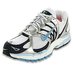 [nikeshoes3.jpg]