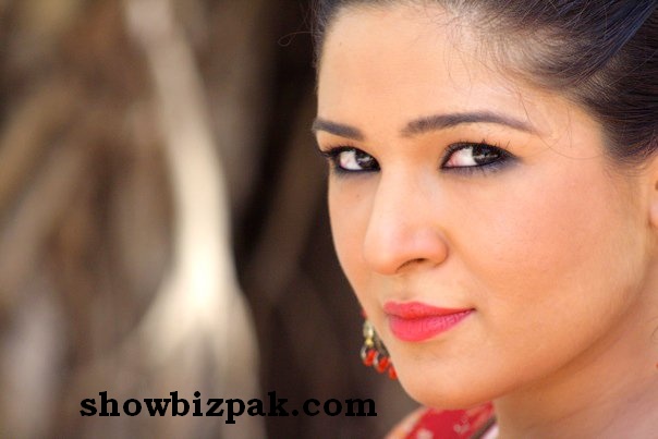 Ayesha Omar Pictures