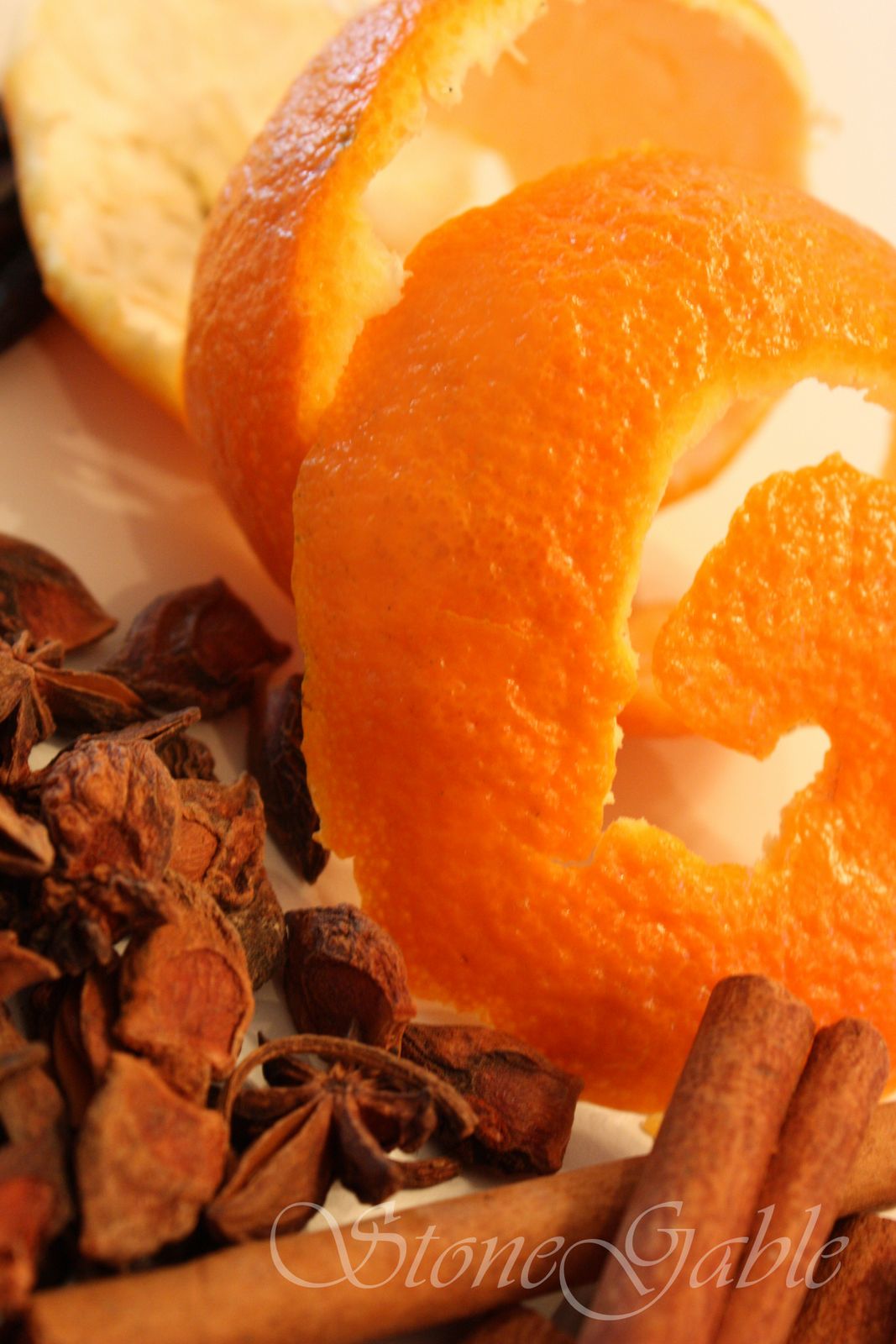 StoneGable Simmering Christmas Potpourri