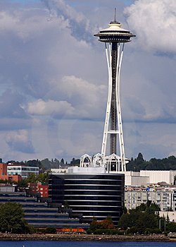 [skyneedle.bmp]