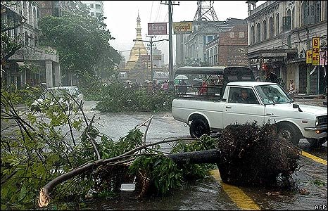 Yangon, Near Sule Pagoda