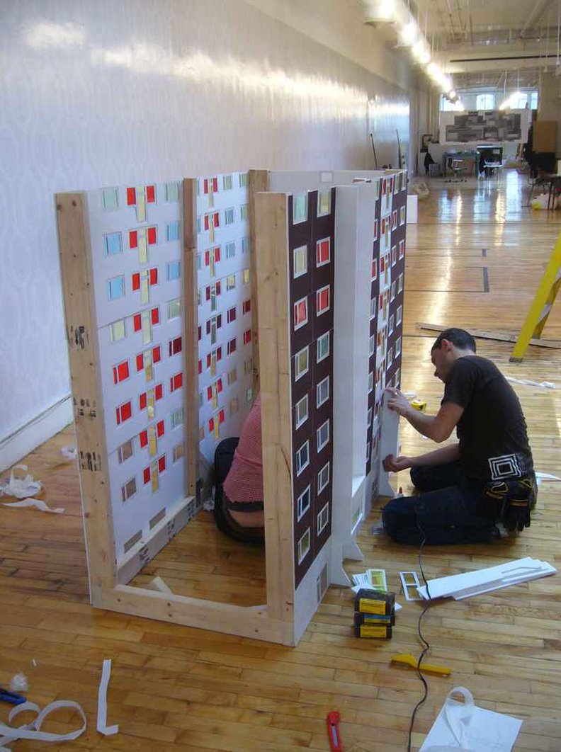 [paneltemplom_makett_epites.jpg]