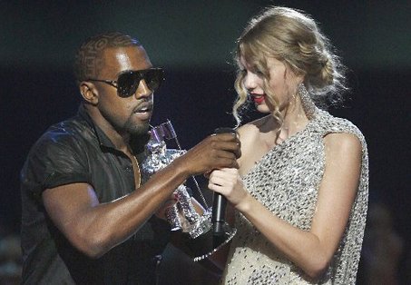 [large_TAYLOR-SWIFT-KAYNE-WEST-SPEECH-BEYONCE.JPG]