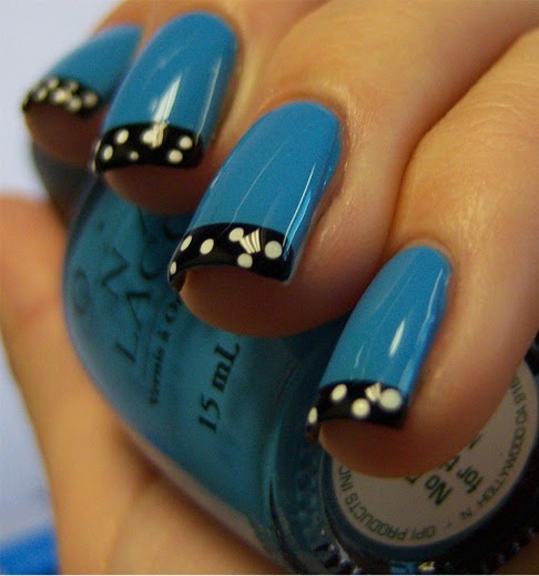 chloe's nails polka