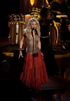 VIDEOCLIP SHAKIRA LAS CADERAS NO MIENTEN videoclip shakira las caderas no mienten: