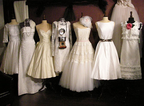Well I'm going to start my blog with 50's style weddings I had a 50's style
