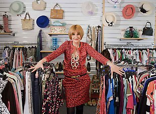 [09521_123942_MaryCharityShopfree.jpg]