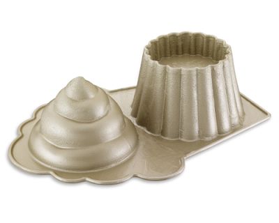 [giant+cupcake+pan.jpg]