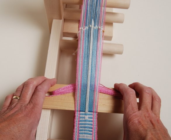 Pick-Up on the Schacht Inkle Loom - Schacht Spindle Company