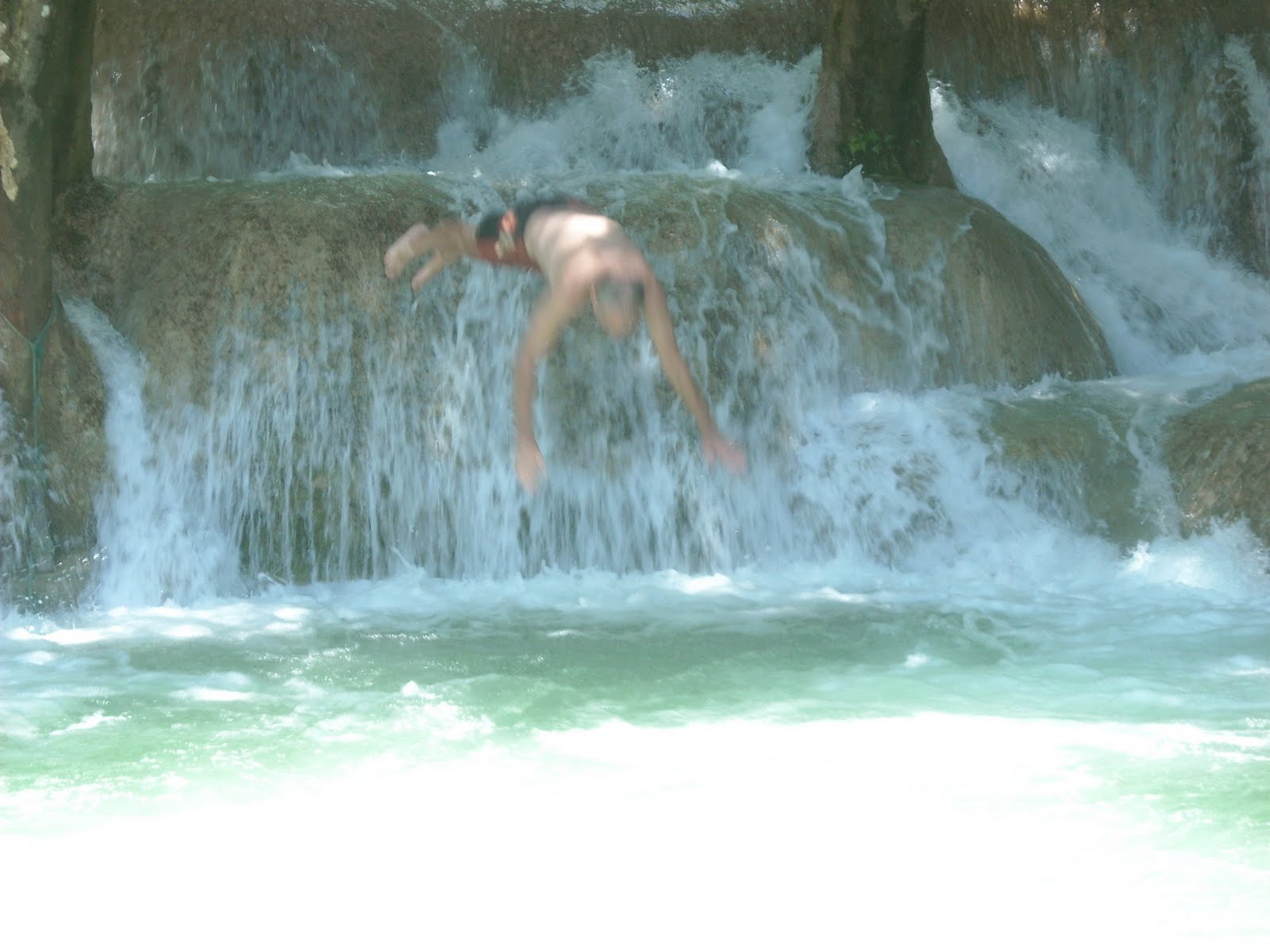 [DSCN1154.JPG]