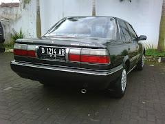 Toyota Twin Cam 1.6 ltd hitam