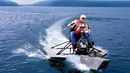 [water-motorcycle.jpg]