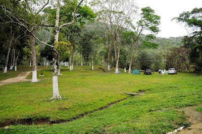 viajando sem frescura rio de janeiro rj sana macae região serrana cachoeiras camping da praca