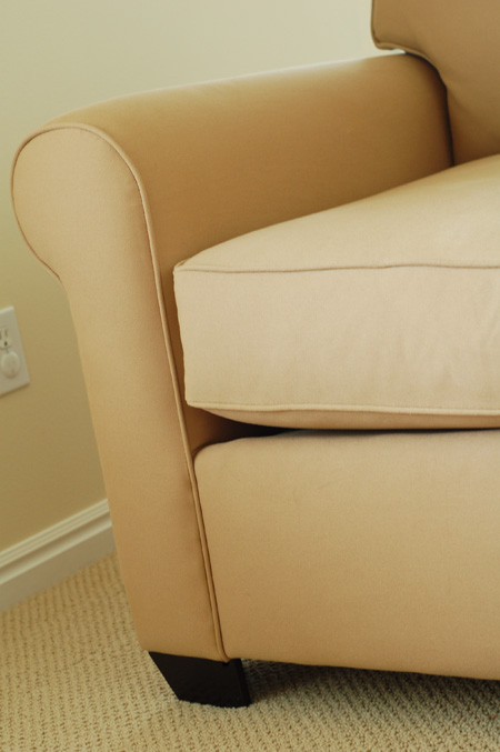 [PBsofa_web.jpg]