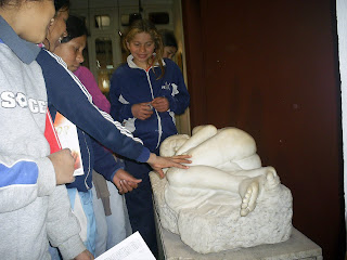 VISITARON EL MUSEO MUNICIPAL SOR JOSEFA DIAZ Y CLUCELLAS ESTOS CHICOS…