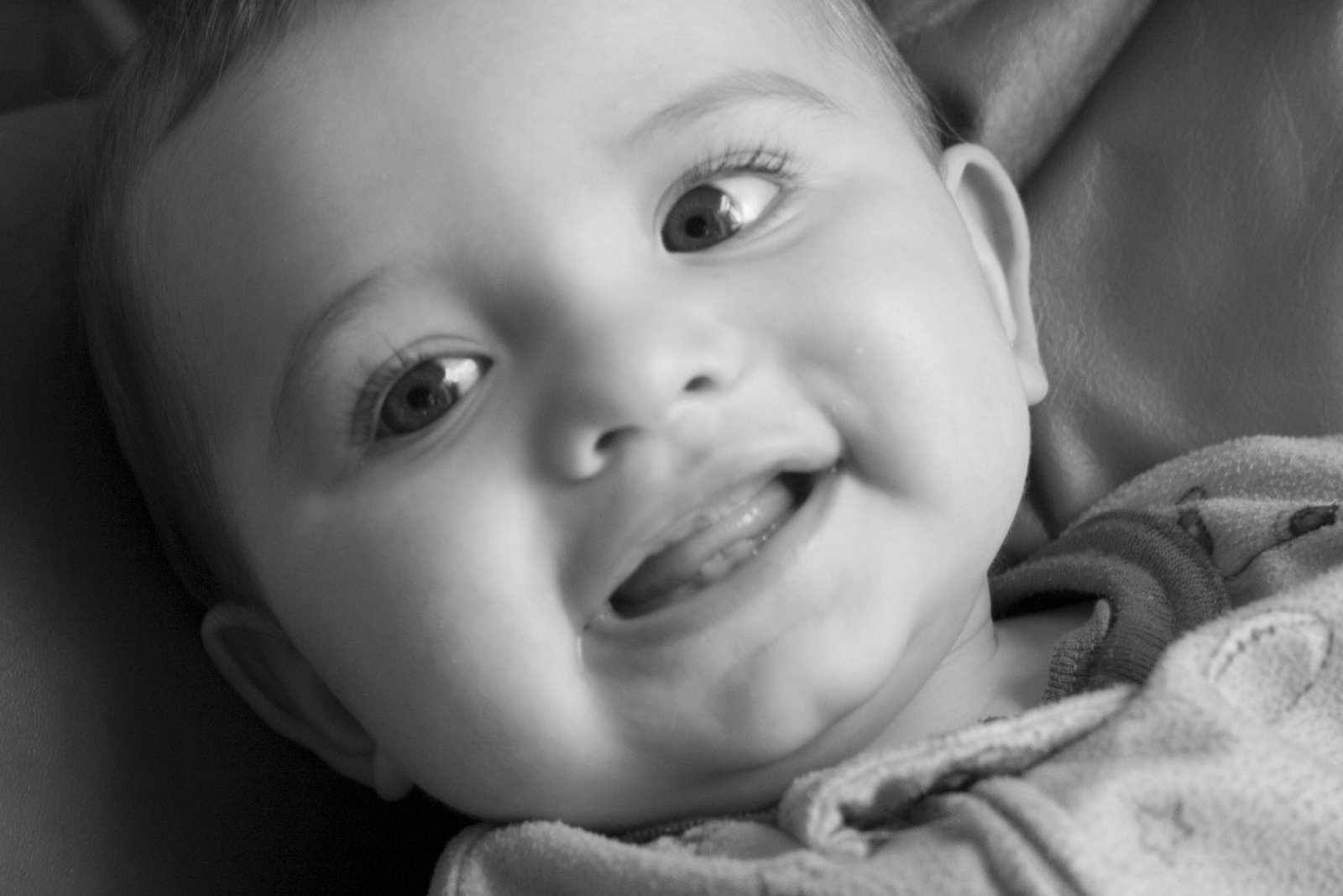 [Michael_9mos_037.JPG]