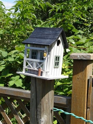 Bird house