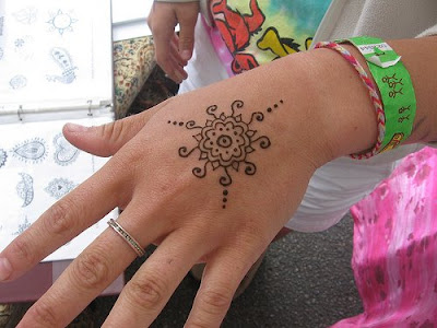 simple arabic mehndi patterns for hands Posted by maplesays at 941 PM