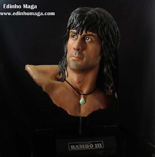 Busto do Rambo III produzido pelo Edinho Maga