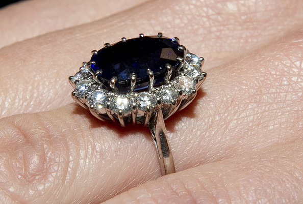 England and Kate Middleton kate middleton ring sapphire. England and Kate Middleton