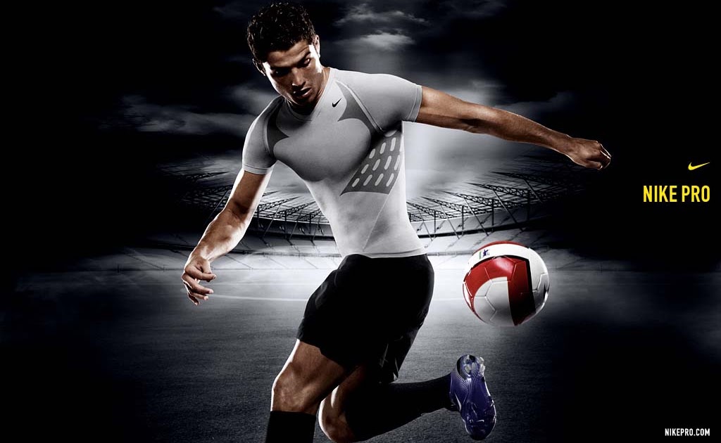 Wallpaper Cristiano Ronaldo: Cristiano Ronaldo Real Madrid - CR9 - Wallpapers