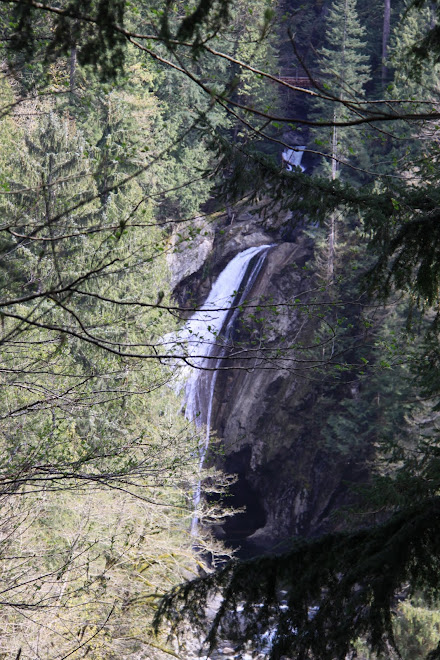 TWIN FALLS TWO TIERS