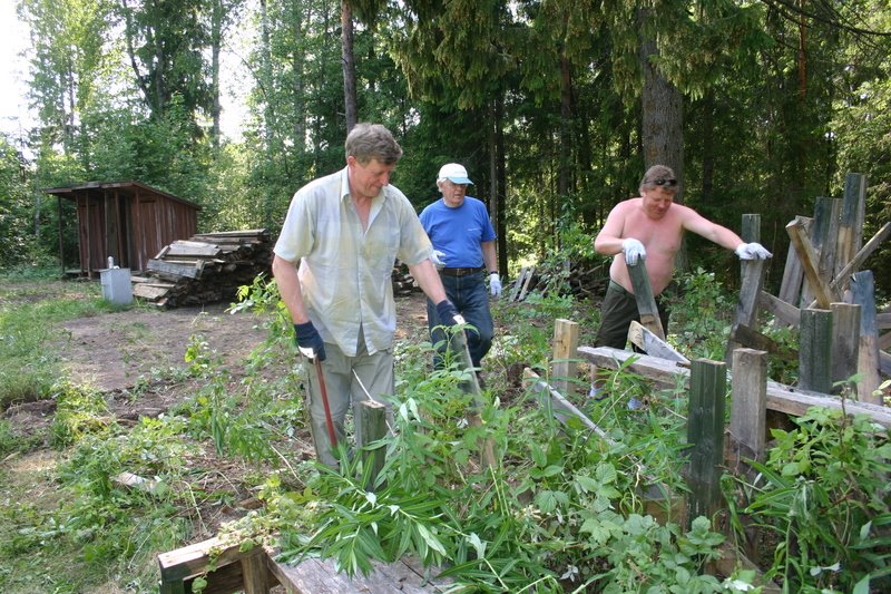 [IMG_3469.JPG]