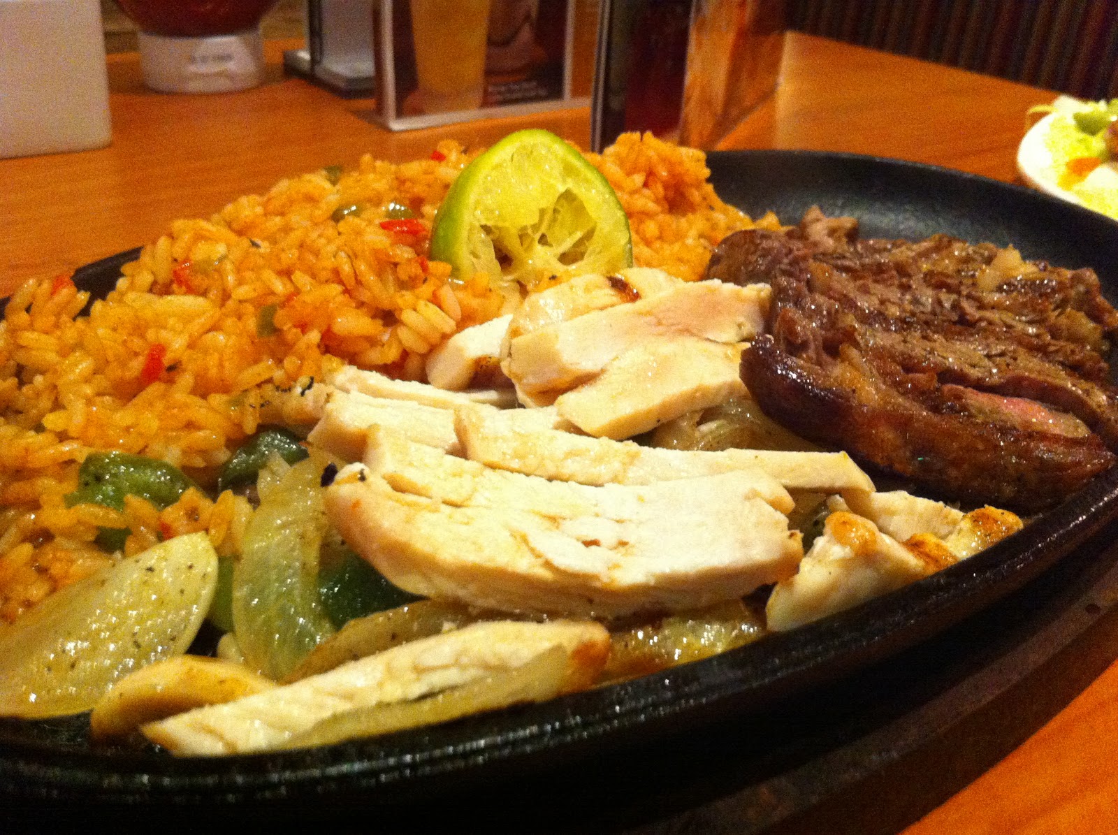 The Hungry Photographer Buzzing Goodness at Applebee's Triple One