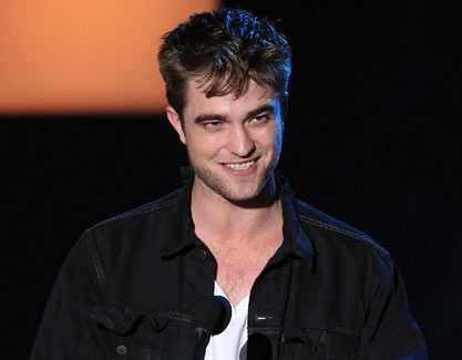 kristen stewart and robert pattinson engaged kristen stewart and robert pattinson engaged
