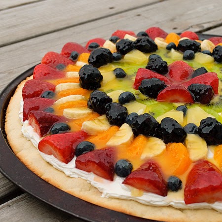 fruit pizza recipes breakfast cream dessert sugar fancy cookie desserts cheese cool whip mom chocolate yum kitchen real realmomkitchen scratch
