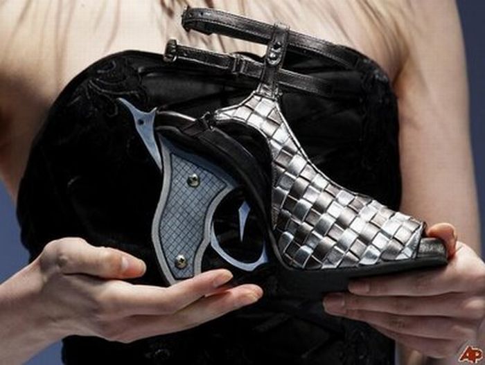 Gun Shoes for Ladies 19 Pics Curious, Funny Photos / Pictures