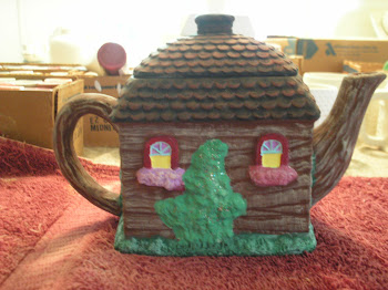 Little House Teapot Opposite side