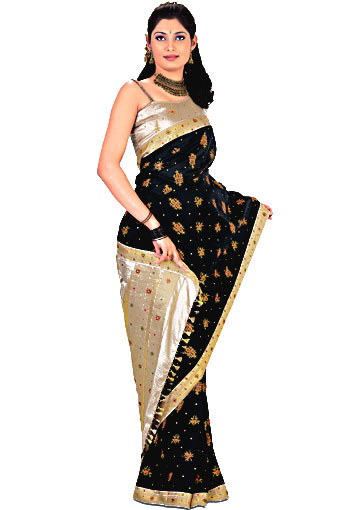 Sri Deivanayagi Silks, Valapandal: Black kanchi silk saree Sri Deivanayagi Silks, Valapandal: Black kanchi silk saree