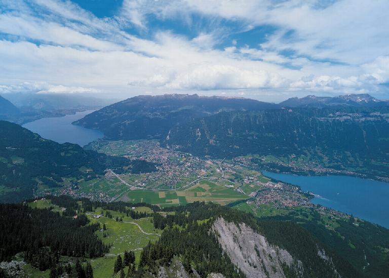 [interlaken_lakes.jpg]