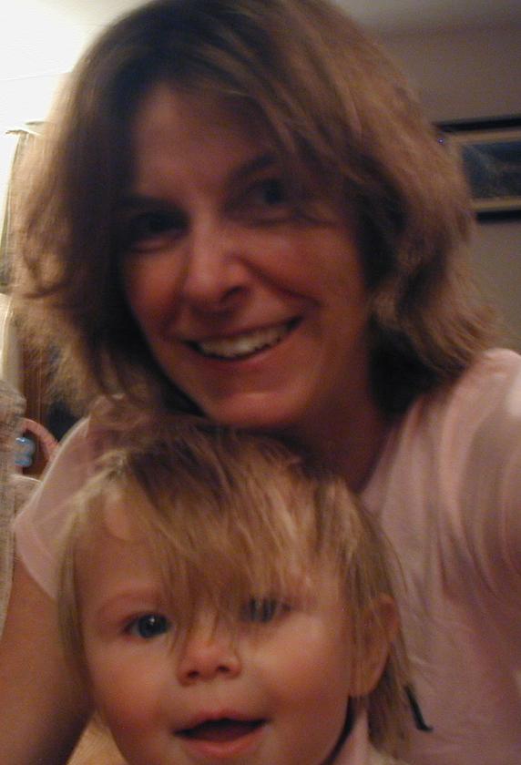 [[2008.09.08]+Maggie+and+Mom.JPG]