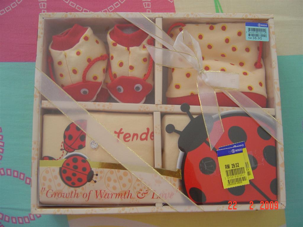 [baby+stuff+misc+pics+015+(Large).jpg]