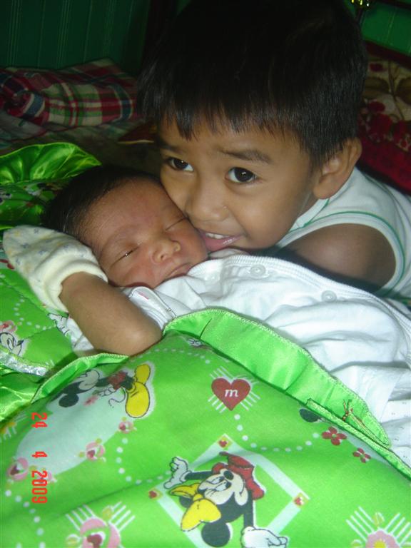 [baby+ARIFF+@27april2009+022+(Large).jpg]