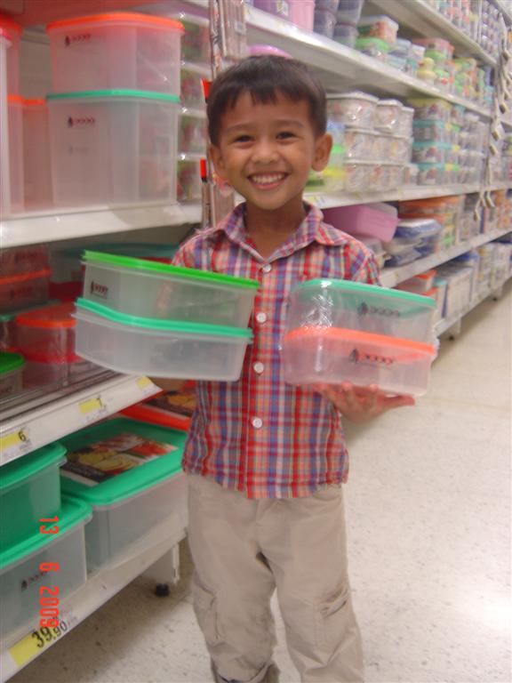 [tupperware+002+(Large).jpg]